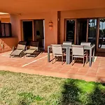 Tranquil Beachfront Mar Azul Appartement *