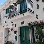 Tranquil Beachfront Mar Azul *