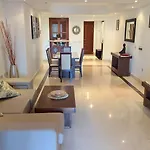 Tranquil Beachfront Mar Azul Appartement *