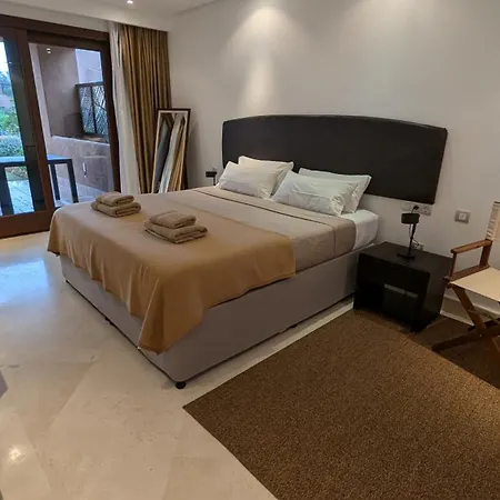 Tranquil Beachfront Mar Azul Apartment *