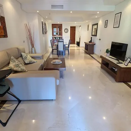 Tranquil Beachfront Mar Azul Apartment Estepona